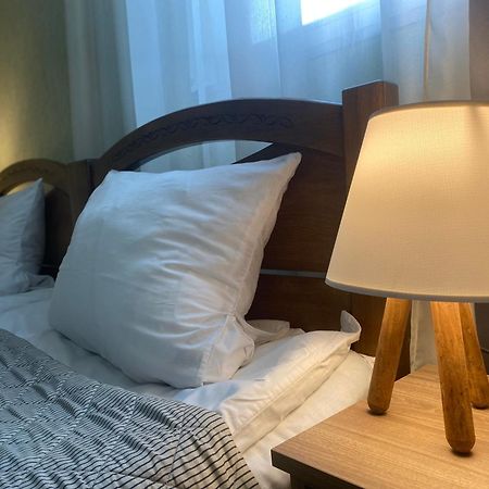 Hillside Guesthouse ボルジョミ エクステリア 写真